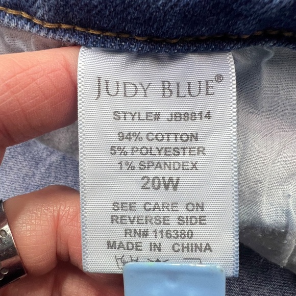 👖|•JUDY BLUE•| Skinny Fit Distressed Plus Size Jeans Size 20W👖 - Picture 8 of 8
